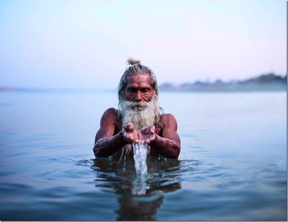 Shadu Ritual Purification on the Ganges
